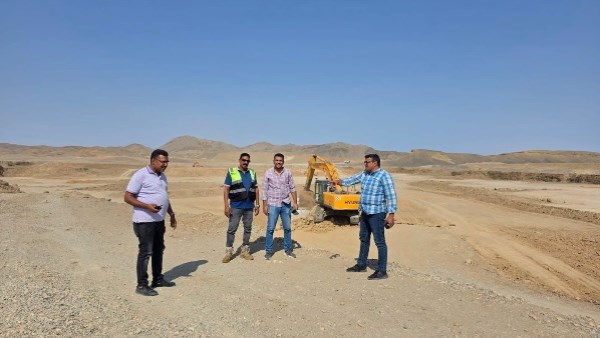 رفع حالة الطوارئ بالبحر الأحمر لاستقبال السيول.. معدات الطوارئ تنتشر من رأس غارب إلى حلايب .. وتحديد أماكن آمنة لاستقبال المواطنين