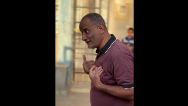 اخصائي بمدرسة بالمنيا: عندنا طلاب بيشربوا سجاير وبيسبوا المدرسين ..هانفصل كتير