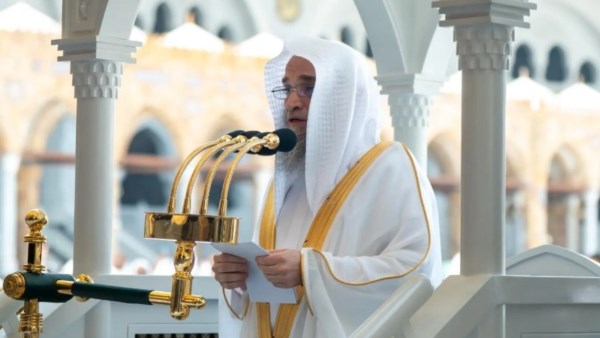 خطيب المسجد الحرام محذراً: أصحاب الفيل عبرة لمن لم يتعظوا بعاقبة الاعتداء على حرمات الله