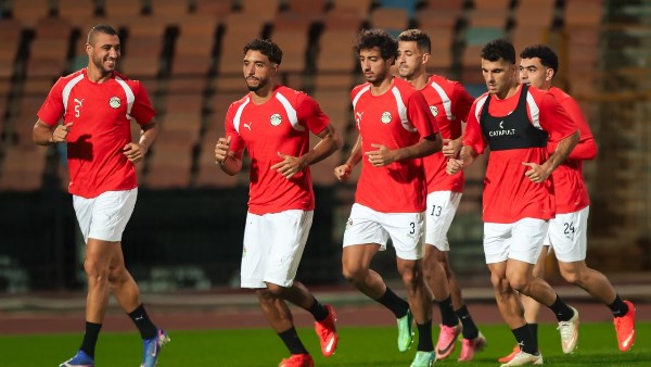 منتخب مصر يختتم تدريبه باستاد القاهرة استعدادا لودية جنوب أفريقيا.. وإراحة هيثم حسن