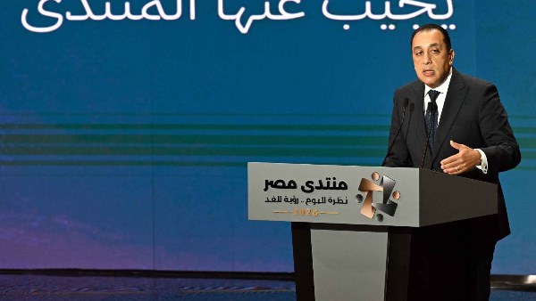 رئيس الوزراء: تخصيص يوم للمواطن في منتدى مصر لطرح القضايا التي تشغل الرأي العام.. و450 مواطنا يشاركون في جلسات الاستماع ويطرحون 150 فكرة ومقترحا
