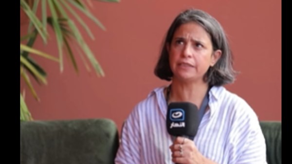 نادين خان تحكي عن اختلاف مع والدها: قالي «إنتِ فاكرة نفسك مين؟» وانهرت من العياط