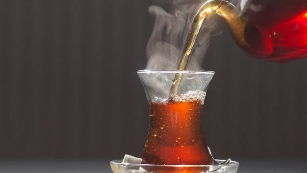 تأثيره من أول كوب.. ماذا يحدث لجسمك عند تناول الشاي؟