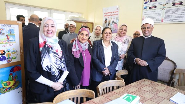 رئيس قطاع المعاهد الأزهرية ونائب محافظ القاهرة يشهدان انطلاق الحملة القومية للتطعيم