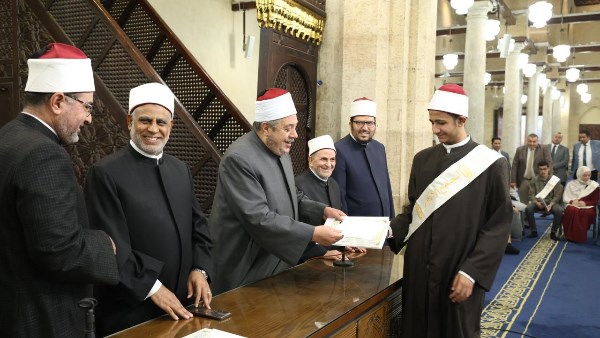 بجوائز مالية كبيرة.. الأزهر يكرم أوائل مسابقة «القارئ الفقيه» ويمنح الفائز الأول 150 ألف جنيه