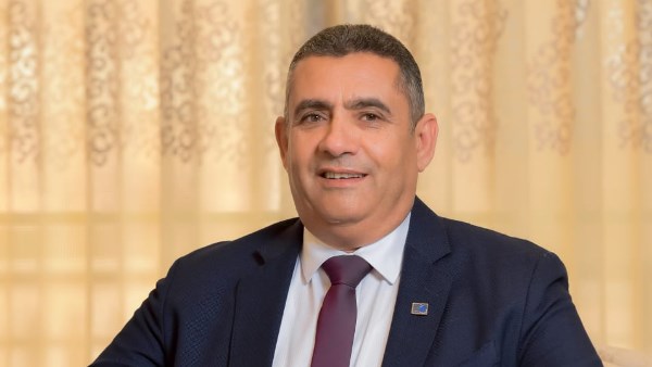 برلماني: توجيه الرئيس السيسي بعقد جلسة طارئة للبرلمان يؤكد التزام مصر بحماية الأمن القومي العربي