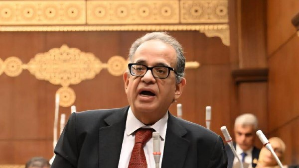 طارق عبد العزيز يتساءل عن خطة بنك الاستثمار القومي لإدارة أصول بـ400 مليار جنيه في 2026