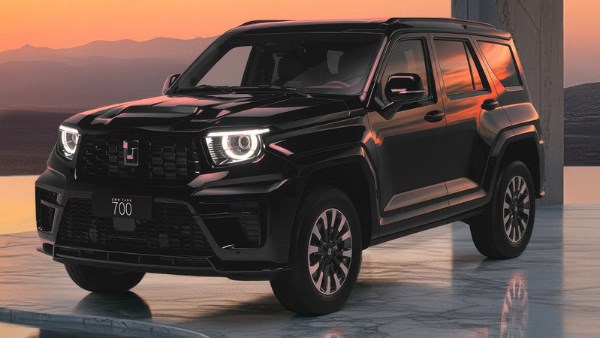 شاهد| سيارة تانك 700 الـ suv الجديدة