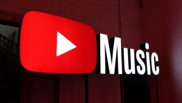 علامات جديدة على “يوتيوب ميوزيك” لكشف الأغاني المُولّدة بالذكاء الاصطناعي