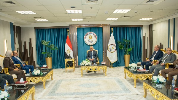 الإنتاج الحربي والمقاولون العرب يوقعان مذكرتي تفاهم لتعزيز التصنيع والتعاون الصناعي والتسويقي في أفريقيا