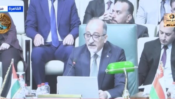 مندوب فلسطين بالجامعة العربية: اعتداءات المستوطنين تتصاعد في موسم الزيتون وتطال المواطنين وأشجارهم