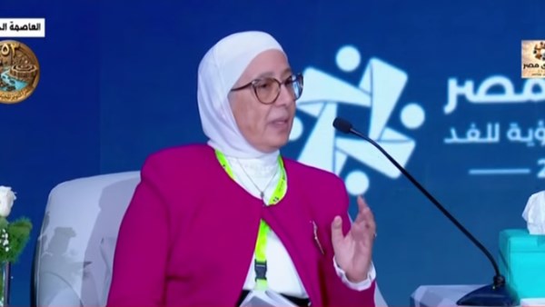 سكان الواحات.. طبيبة تحذر من نقص الخدمات الصحية بالمناطق النائية