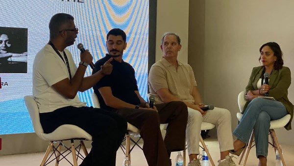 المخرج عمرو موسى يكشف تفاصيل رحلته من العمل بالبنوك إلى الفن