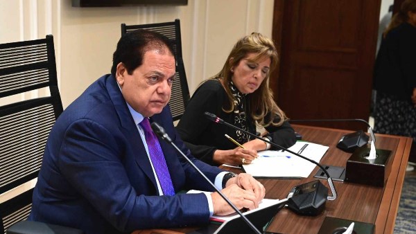 هيكلة شاملة وأولويات تشريعية ورقابية.. برلمانية الجبهة الوطنية تبدأ مرحلة جديدة بقيادة أبو العينين