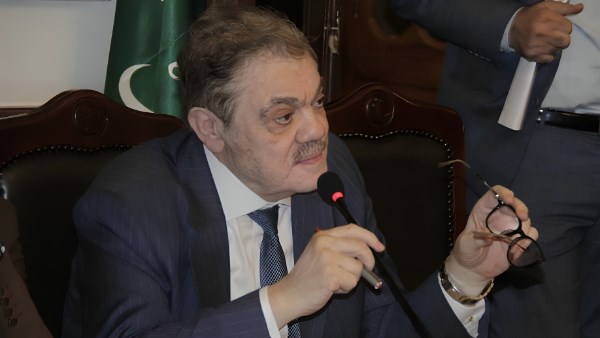 الوفد يوافق على تفويض الرئيس السيسي لاتخاذ ما يلزم للدفاع عن السعودية