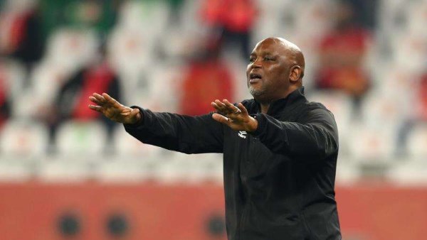 ضربة موجعة لـ موسيماني قبل مواجهة منتخب مصر في القاهرة.. ماذا حدث؟