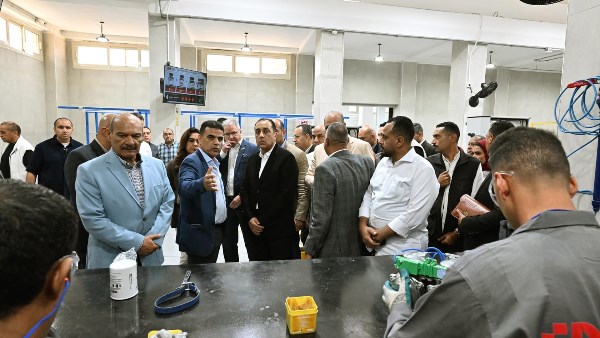 مدبولي يفتتح مصنع إنتاج وتجميع الطلمبات الرقمية بمحطات الوقود وعدادات الغاز الذكية