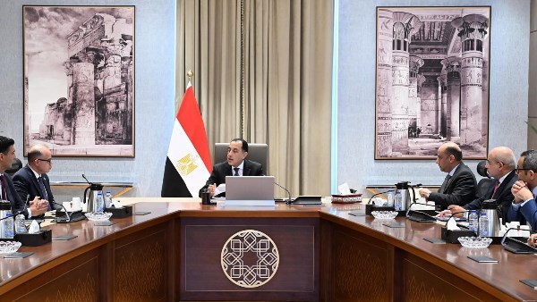 رئيس الوزراء يتابع تحضيرات منتدى مصر 2026 لمناقشة الاستثمار المنتج والصناعة وفرص العمل