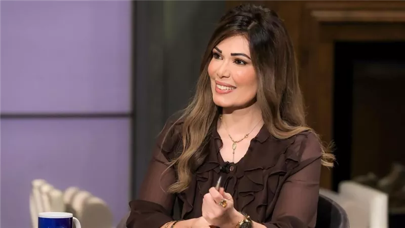 وفاء حامد تتصدر المشهد بعد تداول توقعاتها لأحداث أواخر أكتوبر.. ماذا قالت عن الدولار والإنترنت والفنانين؟