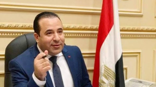 أحمد بدوي لراديو النيل: تطوير البنية التحتية للاتصالات أساس نجاح التحول الرقمي في مصر