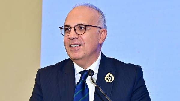 وزير الري يبحث مع الأمين التنفيذي لاتفاقية الأمم المتحدة لمكافحة التصحر