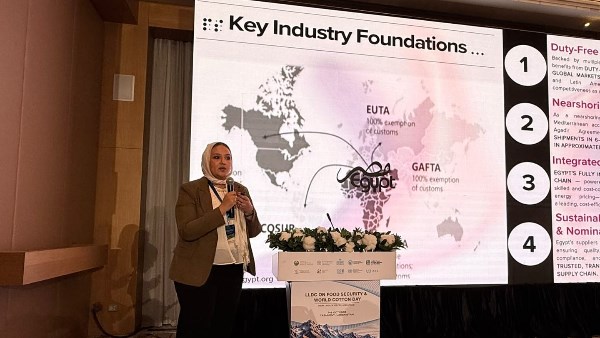 المجلس التصديري للغزل والمنسوجات يستعرض فرص تعزيز تنافسية الصناعة المصرية في أوزبكستان