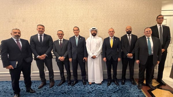 وزير الاستثمار: نستهدف تعزيز الشراكة مع الشركات القطرية وجذب استثمارات جديدة