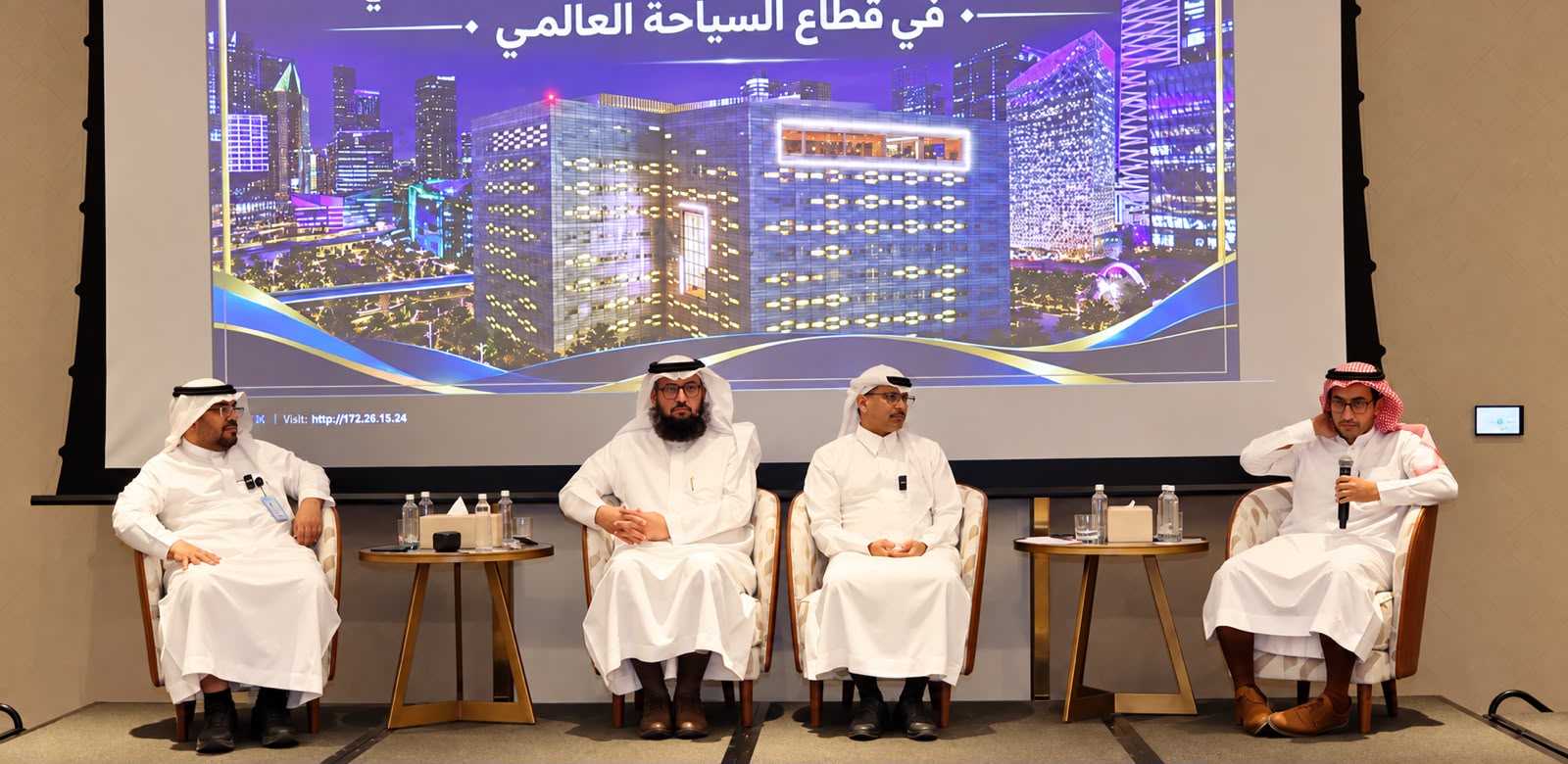 70% من الحجوزات السياحية عبر الجوال.. وعمولات المنصات تصل إلى 30%
