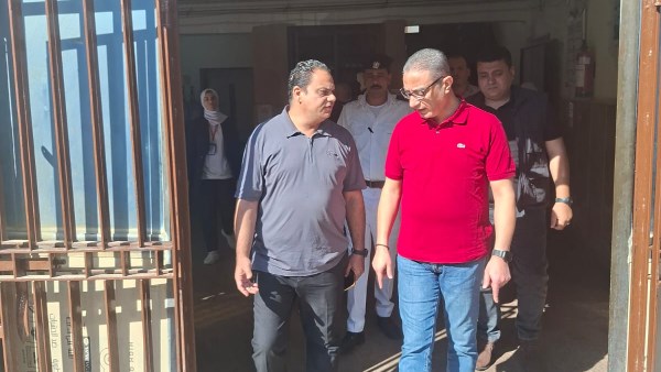 محافظ الجيزة يتفقد مستشفى مبارك المركزي بمنشأة القناطر لمتابعة انتظام تقديم الخدمات الطبية