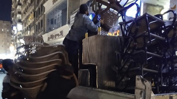 حملات موسعة لرفع الحواجز والإشغالات والتعديات بالعجوزة والمهندسين