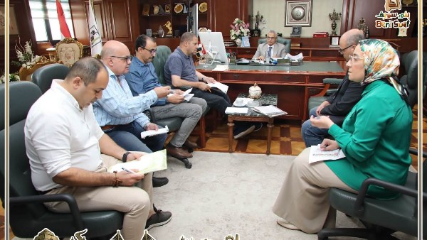 تحويلها إلى طين.. محافظ بني سويف يوجه بعدم إزالة الأتربة من جانبي الطرق قبل الشتاء