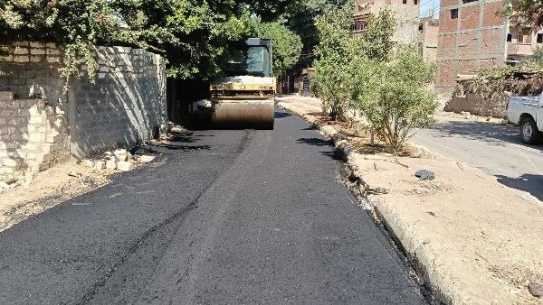 15 مليون جنيه لرصف شوارع صدفا بأسيوط.. والمحافظ يتابع معدلات التنفيذ