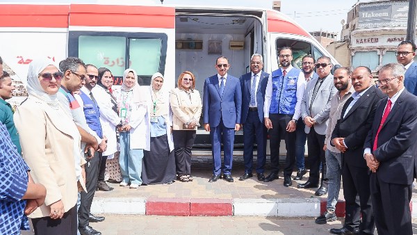 بالتزامن مع احتفالات ذكرى انتصارات أكتوبر.. محافظ سوهاج يطلق فعاليات «صحة وانتصار» بميدان الثقافة