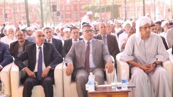 محافظ قنا يشهد فعاليات منتدى دندرة الاقتصادى بعنوان”الاقتراض.. دفع لا اندفاع”