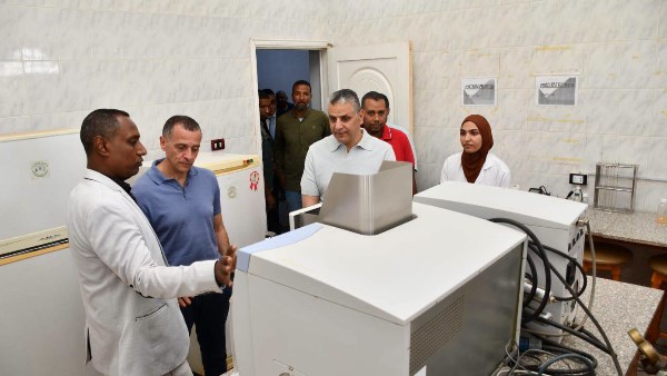 محافظ أسوان يتفقد محطة البحوث الزراعية لجنوب الوادى «توشكى» بمدينة أبو سمبل