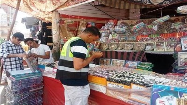 18 محضرًا وإنذارًا وغلق 3 منشآت.. حملات مكبرة للتفتيش على المنشآت الغذائية شرق الإسكندرية