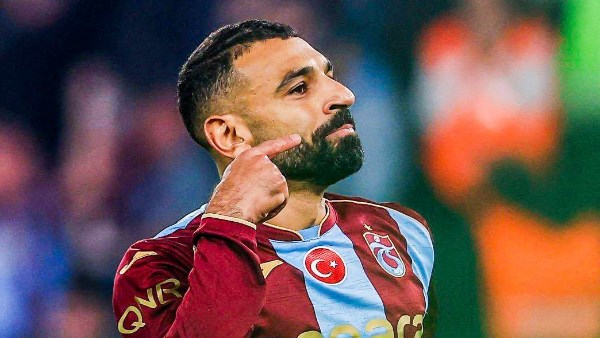 محللان تركيان يشيدان بذكاء محمد صلاح: يعرف متى ينطلق ويصنع الفارق