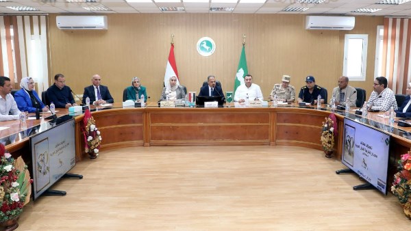 محافظ الشرقية يناقش الاستعدادات النهائية لانطلاق مهرجان الشرقية للخيول العربية