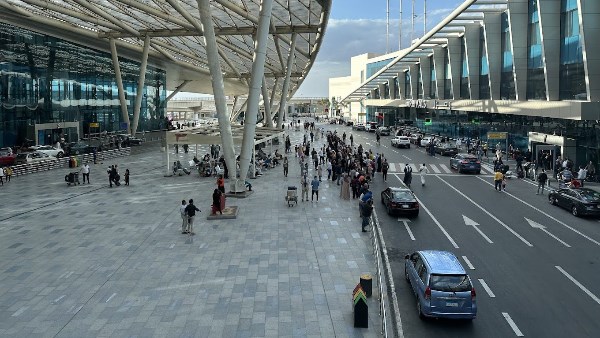 مطار القاهرة يواصل النمو.. أكثر من 6 ملايين راكب خلال شهري أغسطس وسبتمبر