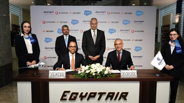 إجراءات السفر بالذكاء الاصطناعي.. مصر للطيران تطلق مشروعًا متكاملًا للتحول الرقمي