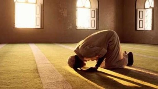 كيفية قضاء الصلوات الفائتة من الفرائض اليومية.. تعرف عليها