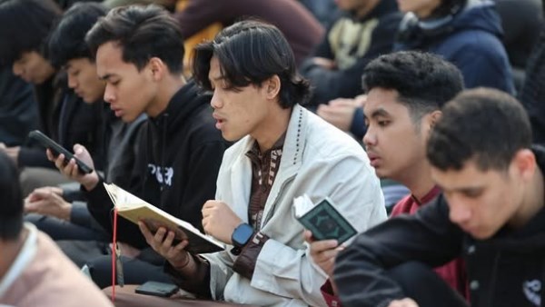 إذا أردت أن تنال الشفاعة.. عليك بذكر الله وقراءة القرآن الكريم