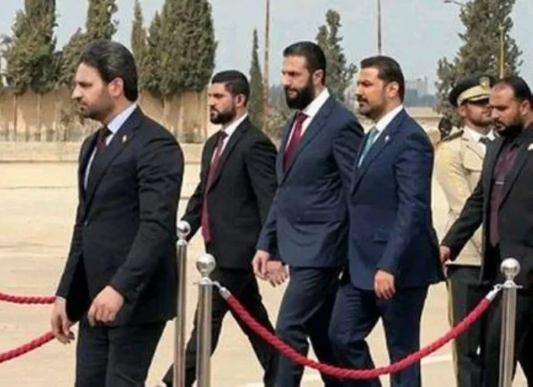 الشرع والزيدي يجريان مباحثات لتعزيز العلاقات في دمشق