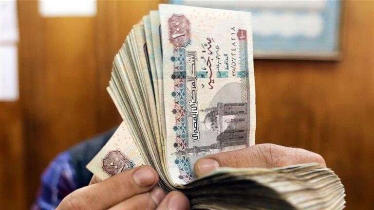 أمين الفتوى يوضح حكم أرباح تيك توك وفيسبوك من البث المباشر وصناعة المحتوى