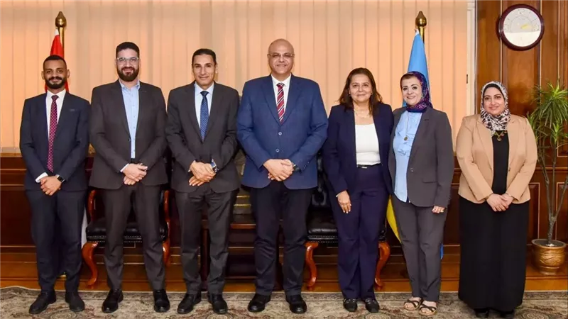 الجهاز القومي لتنظيم الاتصالات يطلق حملة توعوية موسعة بمحافظة الإسكندرية للتعريف بخدمتيّ “اطمّن” و”اطمّن على الآخر” وخدمات الإنترنت الآمن للأطفال