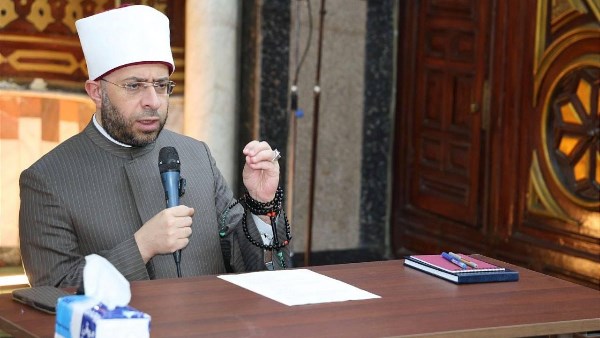 وزير الأوقاف في حلوان والمقطم: حماية الوطن من الفكر المتطرف أولوية قصوى.. وتدريب ألف إمام شهريًا عبر 100 ساعة علمية.. ورسالة الإمام يجب أن تتخطى جدران المسجد