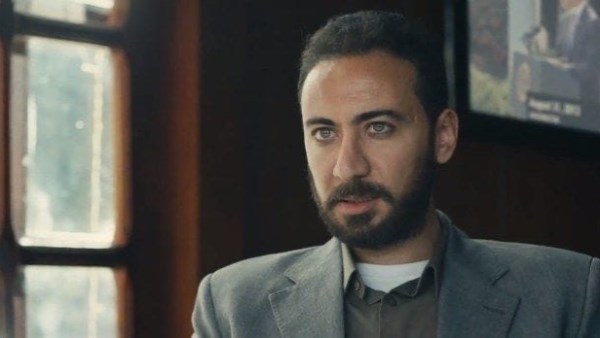 تفاصيل أزمة الفنان عابد العناني وأحد العاملين داخل كومباوند شهير بسبب قطع المياه