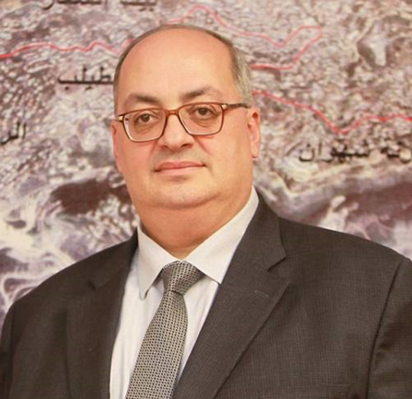 مصفوفة المدى والتتابع في المنهاج الوطني اللبناني الجديد: تصميم واعد وامتحان في التطبيق