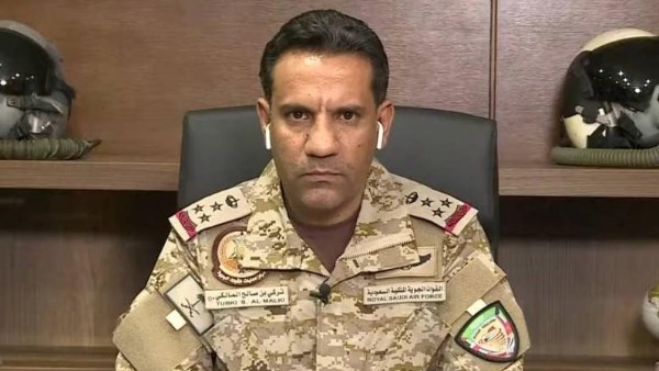 التحالف : قصفنا عمليات لتهريب الأسلحة عبر البحر إلى الحديدة فى اليمن
