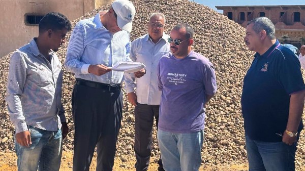 5.5 مليون جنيه لخدمة أهالي الترابين.. محافظ جنوب سيناء يتابع إنشاء دار مناسبات بنويبع